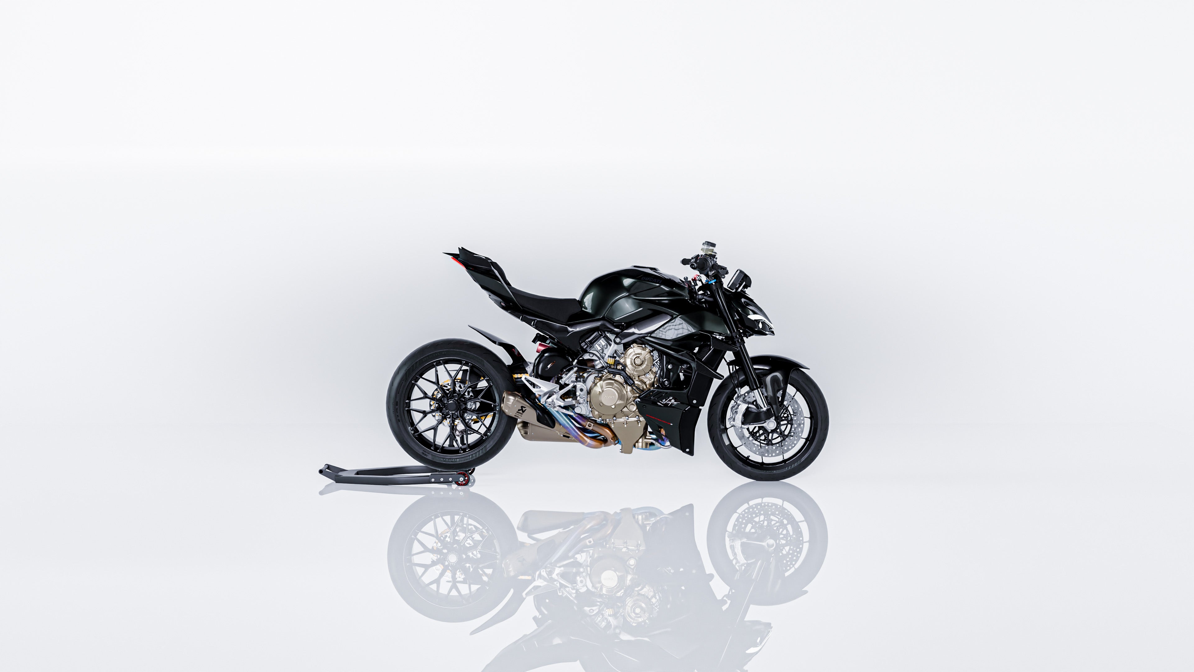 DUCATI STREETFIGHTER V4 (2018-2024)