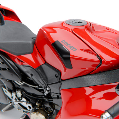 Ducati Panigale / Streetfighter V4 (2025+) – PROTECTIONS LATÉRALES DE RÉSERVOIR EN FIBRE DE CARBONE