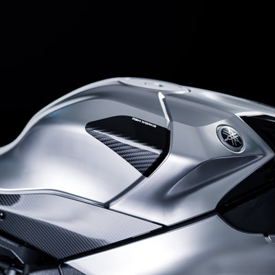 Yamaha R1 (2015-2025) – FUEL TANK SLIDERS CARBON FIBER